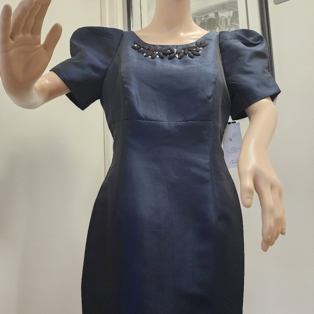 Anne Klein, elegant fully lined short sleeve dark blue dress